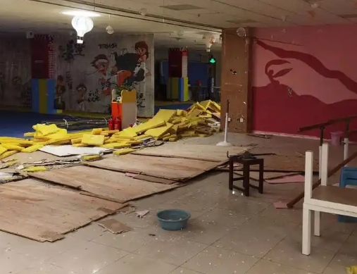 店铺拆除